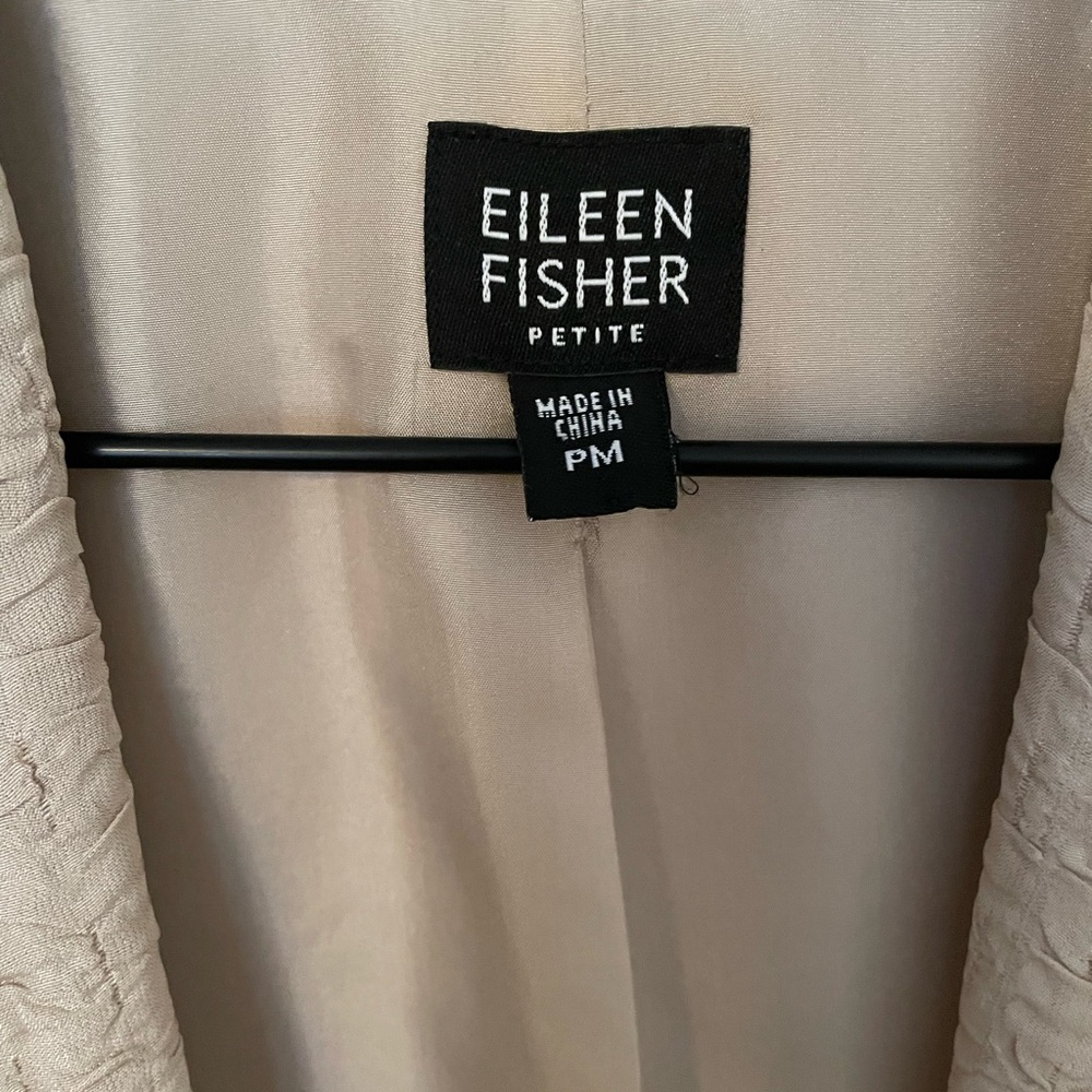 Eileen Fisher Silk + Linen Lightweight Crinkle Open Blazer Size M. - Picture 3 of 8